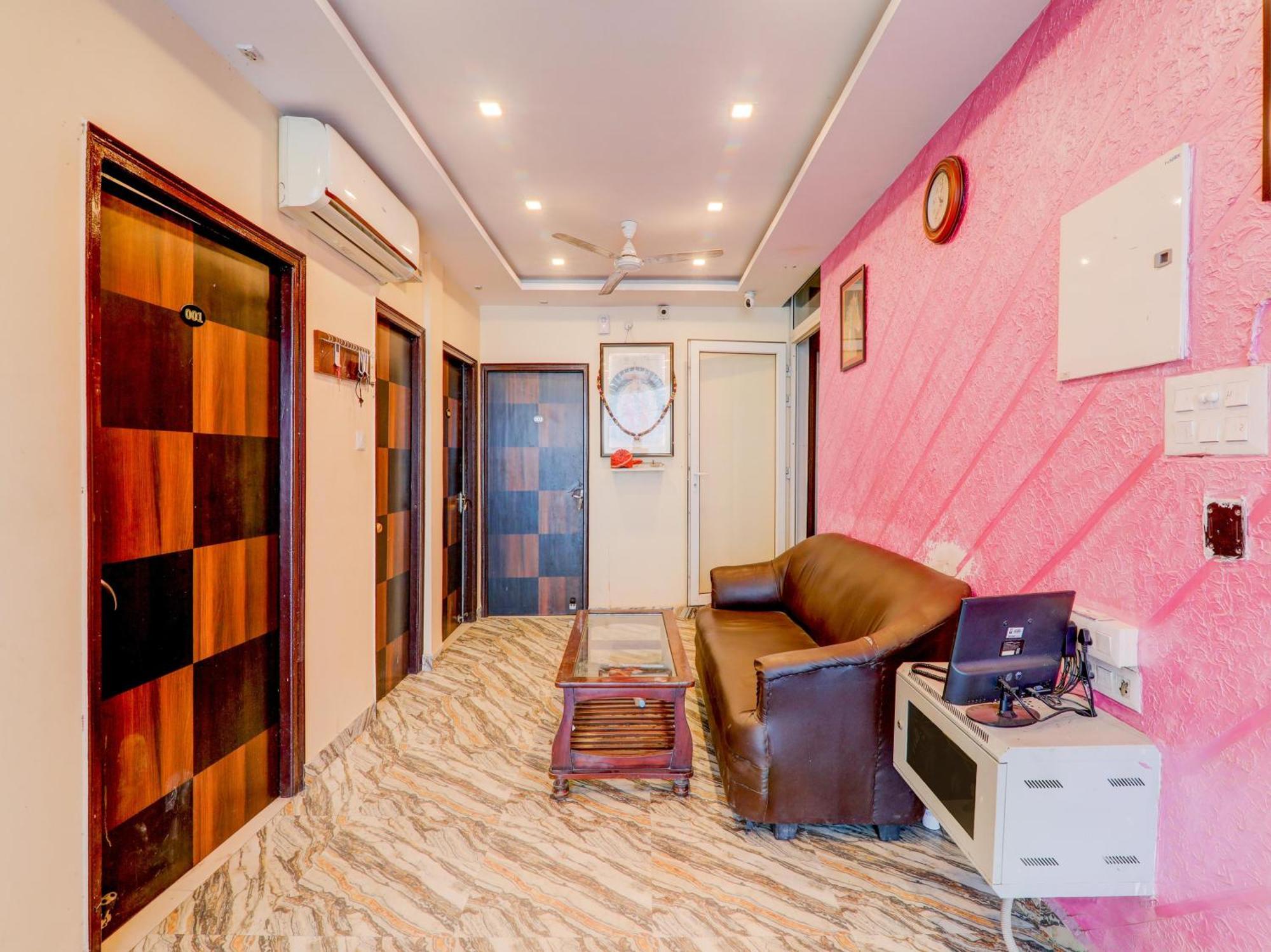 Super Collection O Kiara Guest House Lakhnau Kültér fotó