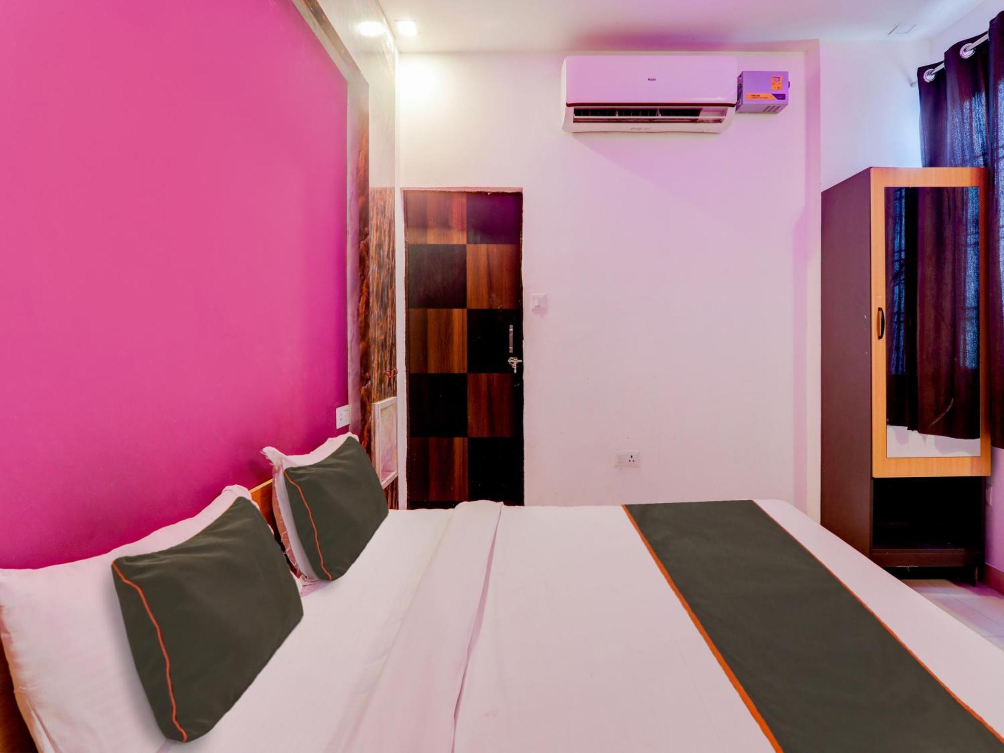 Super Collection O Kiara Guest House Lakhnau Kültér fotó