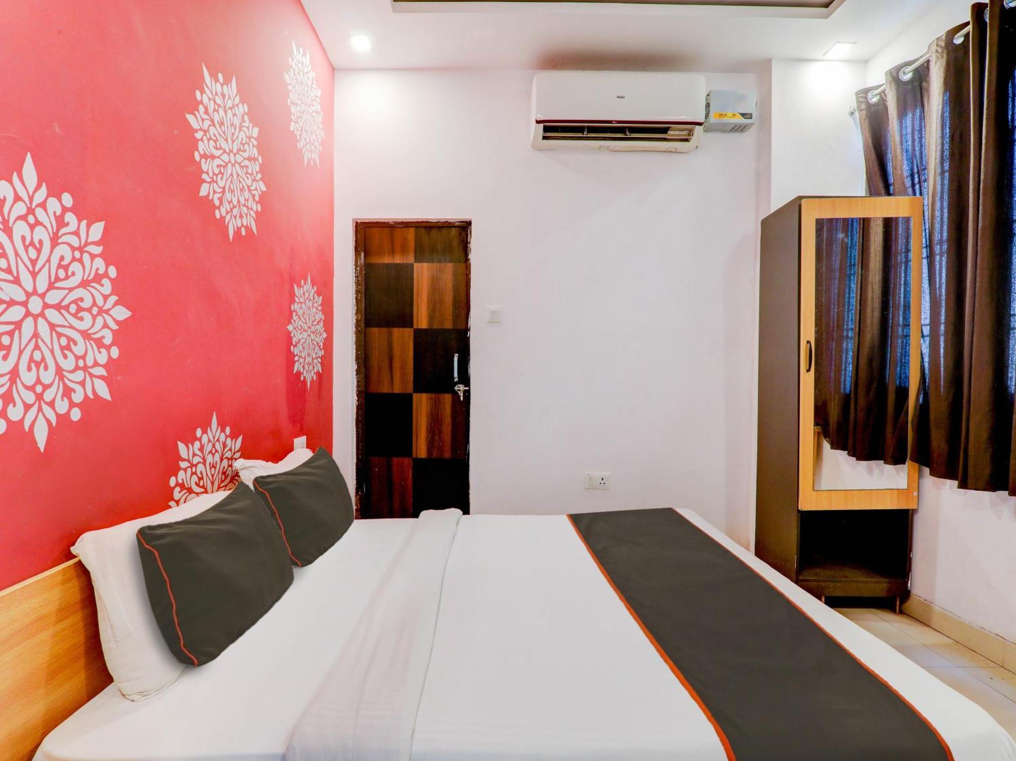 Super Collection O Kiara Guest House Lakhnau Kültér fotó